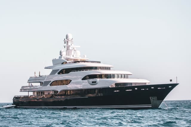 Mega Yacht